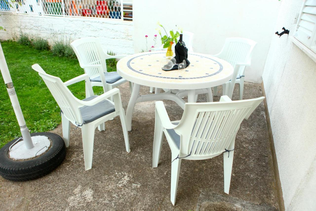 Apartmani Ana Juricev Vodice Водице Екстер'єр фото