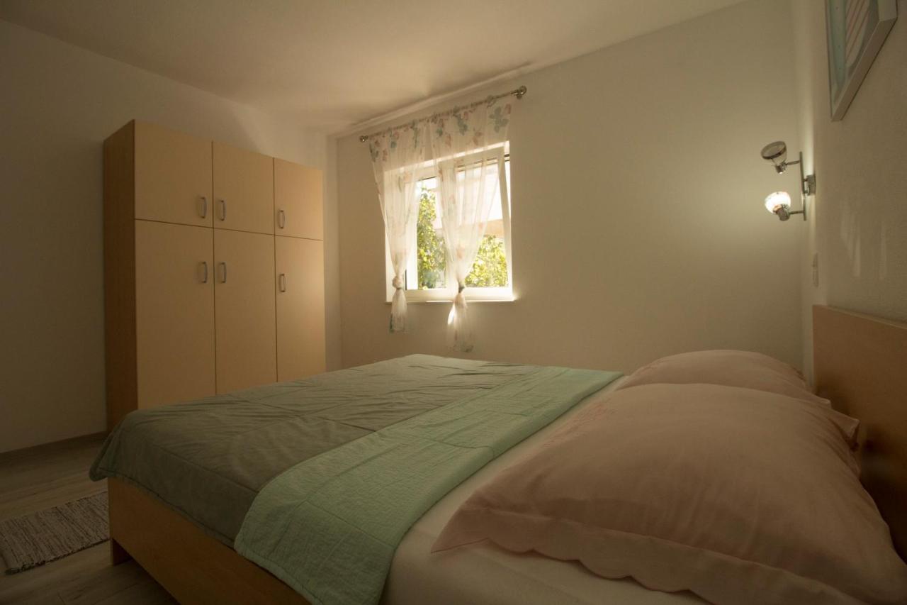 Apartmani Ana Juricev Vodice Водице Екстер'єр фото