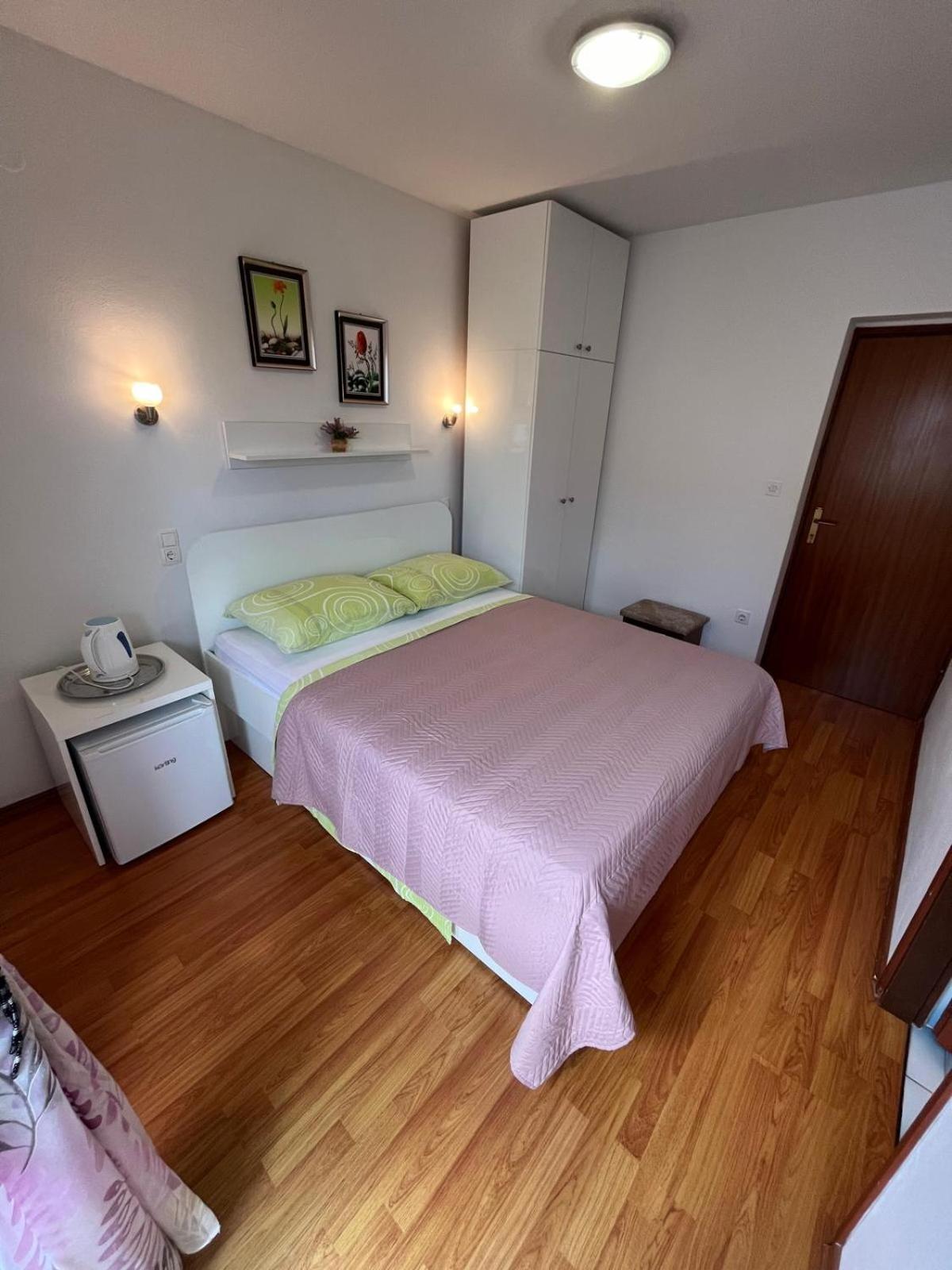 Apartmani Ana Juricev Vodice Водице Екстер'єр фото