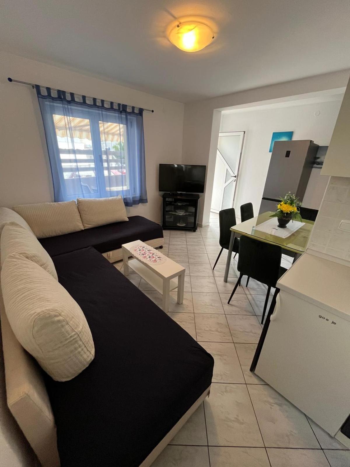 Apartmani Ana Juricev Vodice Водице Екстер'єр фото