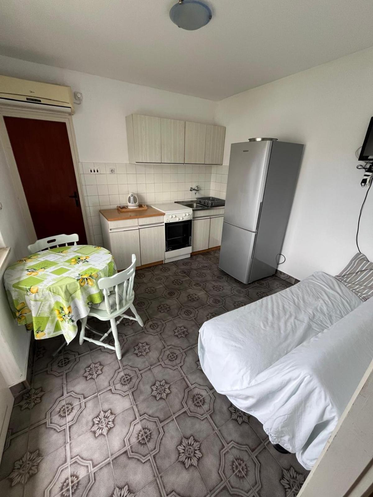 Apartmani Ana Juricev Vodice Водице Екстер'єр фото
