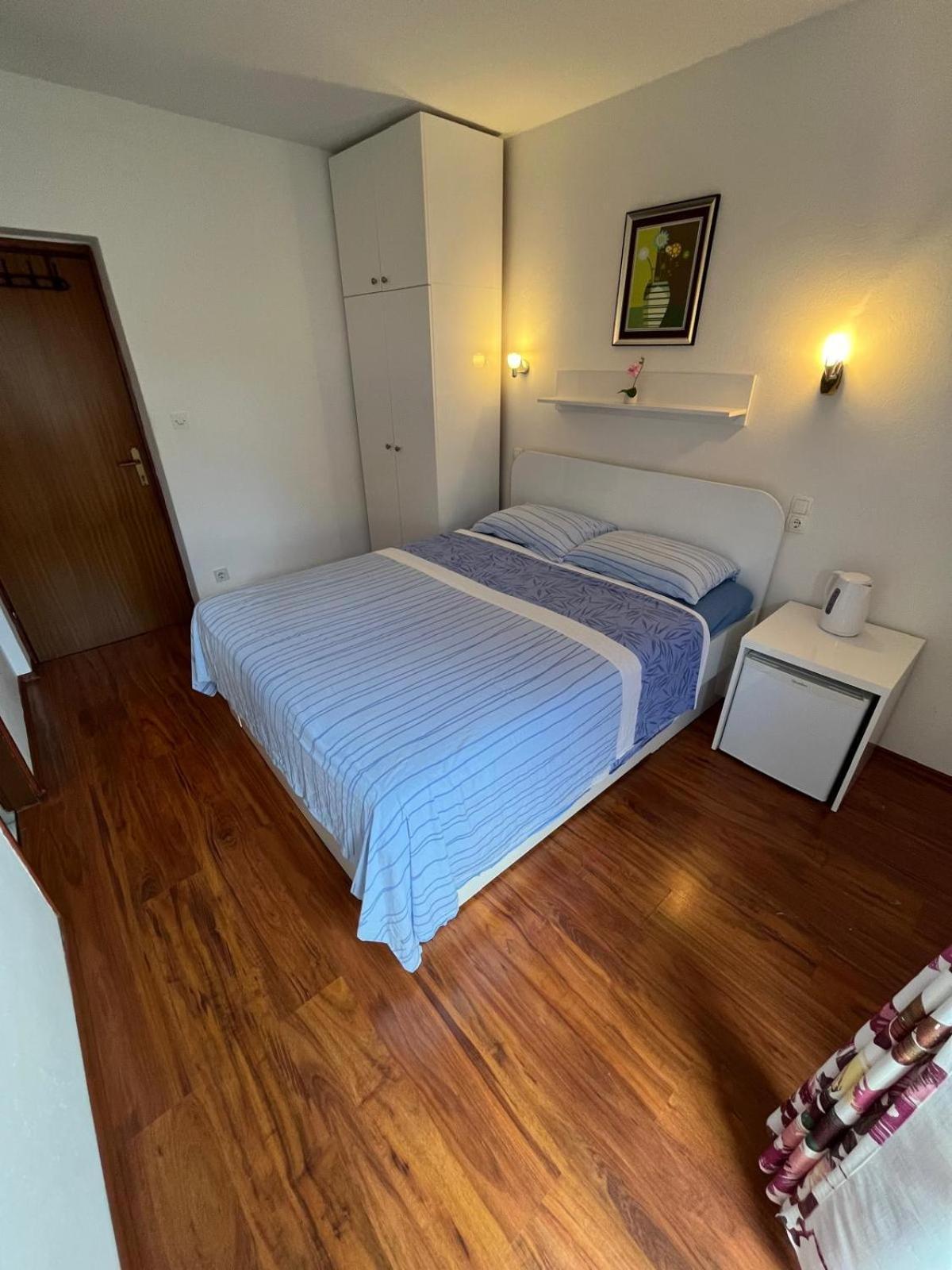 Apartmani Ana Juricev Vodice Водице Екстер'єр фото