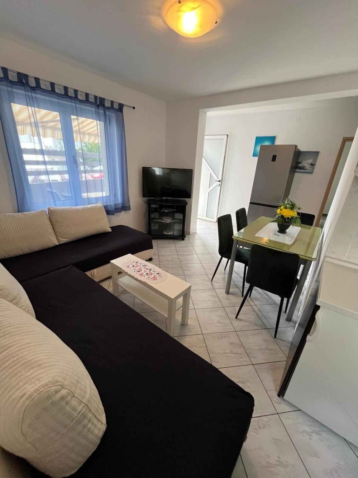 Apartmani Ana Juricev Vodice Водице Екстер'єр фото