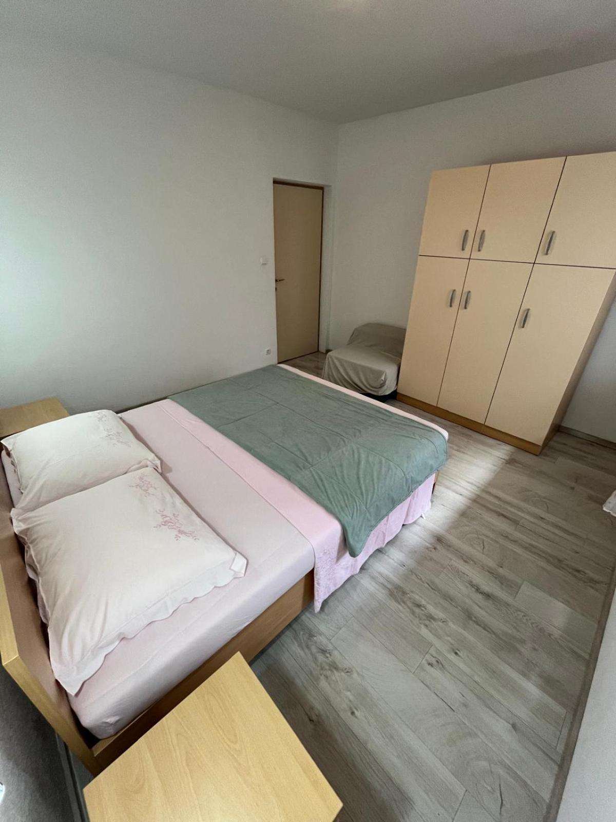Apartmani Ana Juricev Vodice Водице Екстер'єр фото