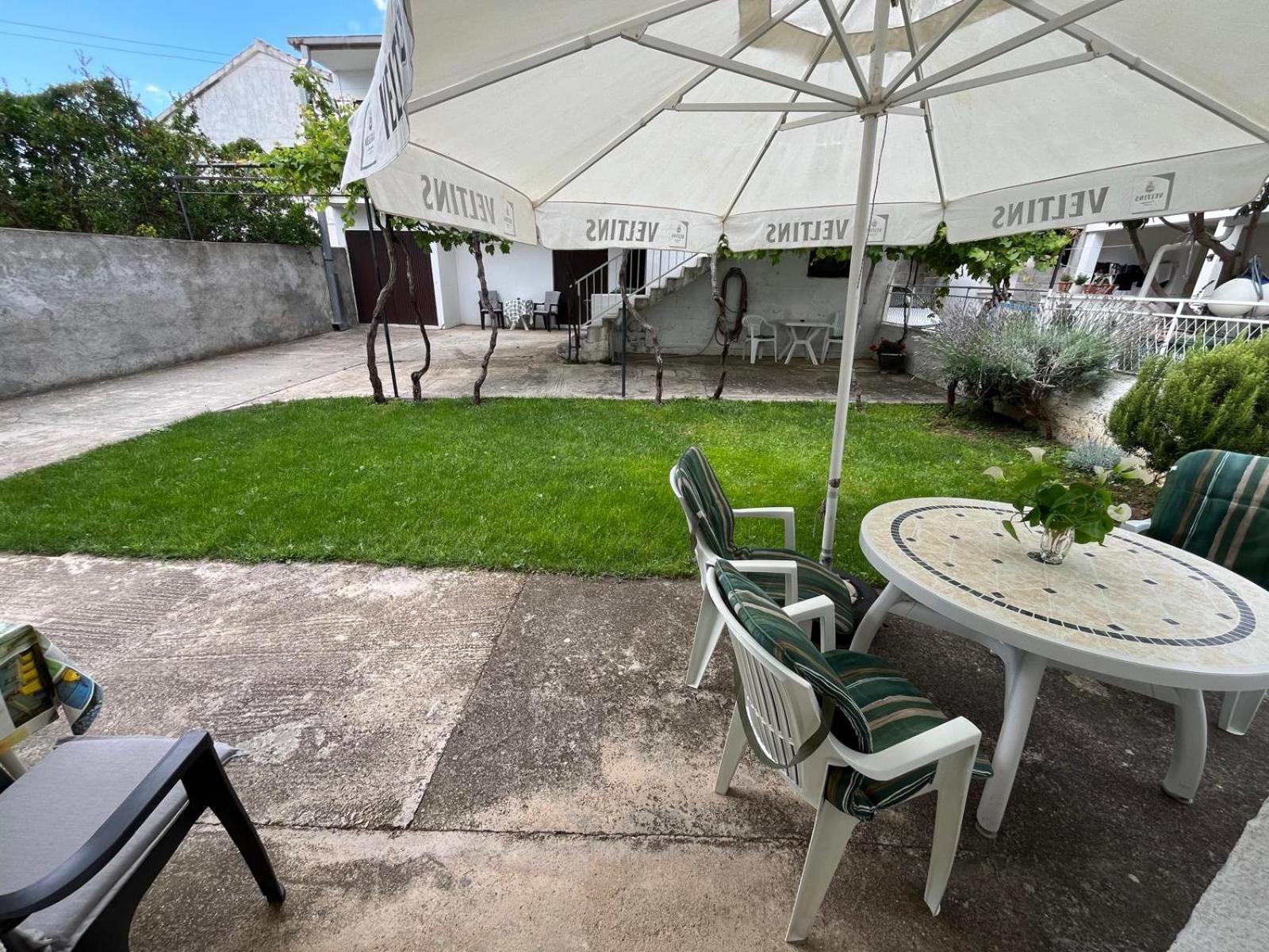 Apartmani Ana Juricev Vodice Водице Екстер'єр фото