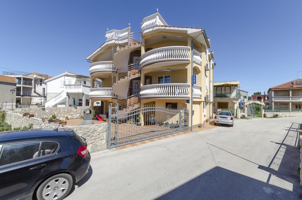 Apartmani Ana Juricev Vodice Водице Екстер'єр фото